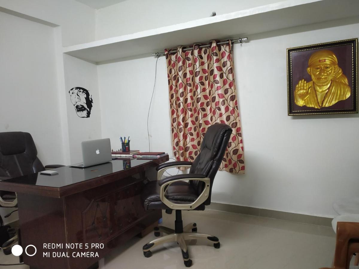 Easvari Grand Pg For Women - Female Only Hostel Τσενάι Εξωτερικό φωτογραφία